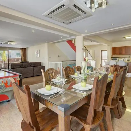 Stunning With Private Pool In Protaras, 1677 ヴィラ *