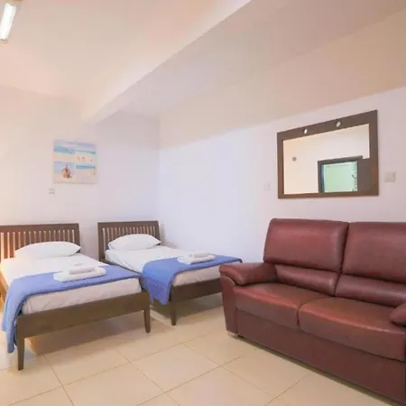 ヴィラ Stunning With Private Pool In Protaras, 1677