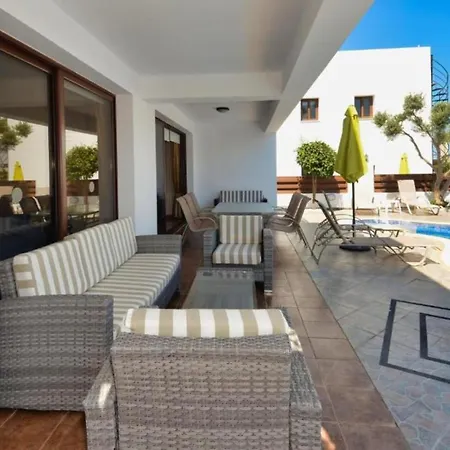 Stunning With Private Pool In Protaras, 1677 ヴィラ