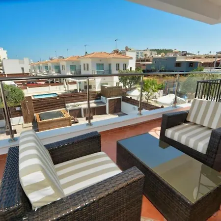 Stunning With Private Pool In Protaras, 1677 Villa *