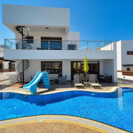 Stunning With Private Pool In Protaras, 1677 Villa
